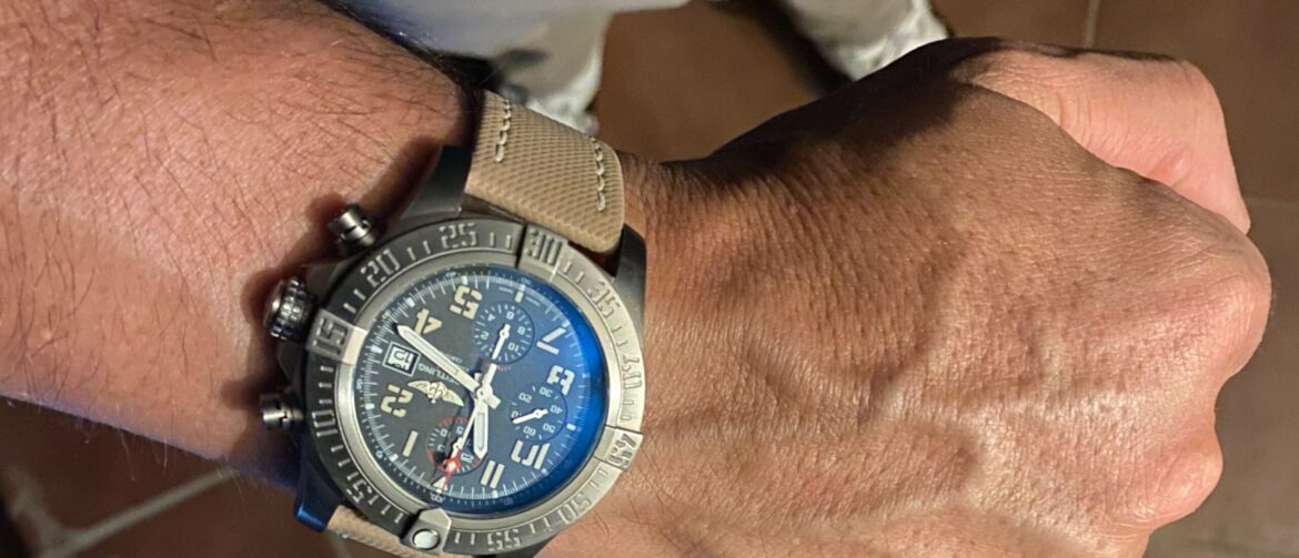 BREITLING AVENGER BANDIT