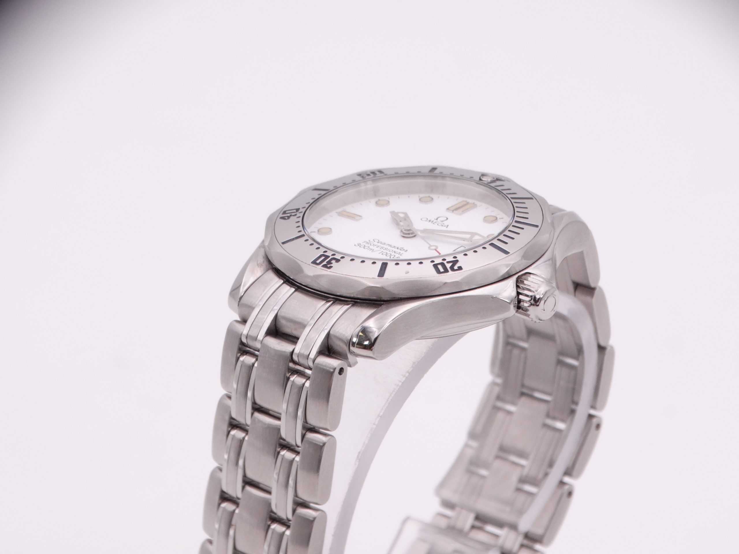 OMEGA Seamaster Diver 300 M Mid-Size - Imagen 10